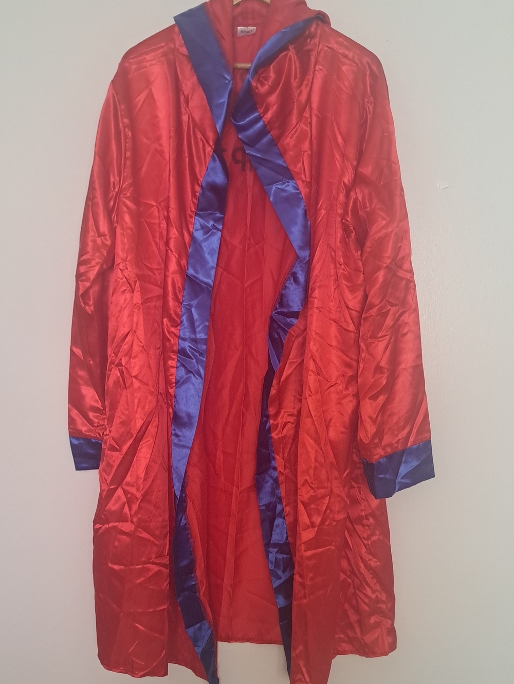 Spirit Blue and Red Boxer Robe - Picture 5 of 8